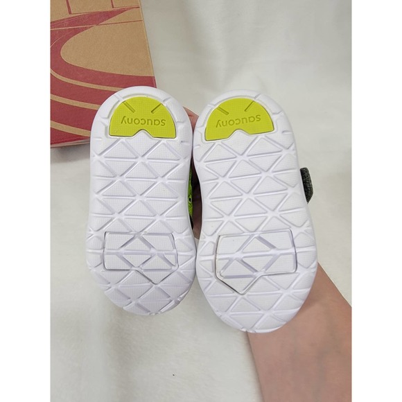 NWB Saucony Toddler Athletic Shoes, SZ 4M - Picture 7 of 8
